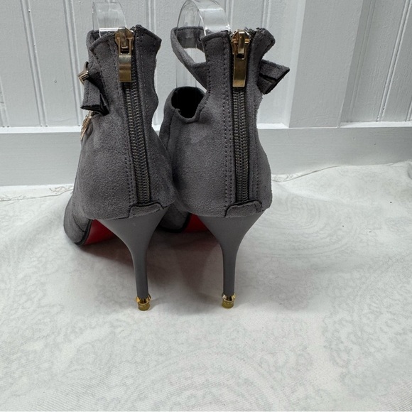 Gray high heel boots red bottom suede zipper back. Ankle strap date work sz 38 - Picture 10 of 16